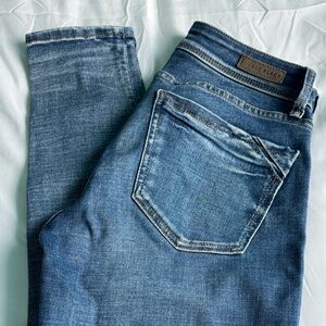 Buckle Black Skinny Jeans. 30” Length.